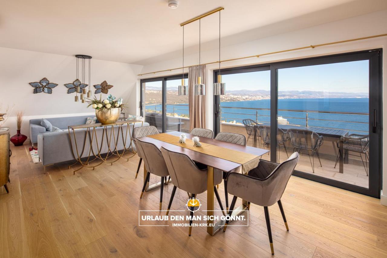 Schindler Luxury Penthouse Apartment